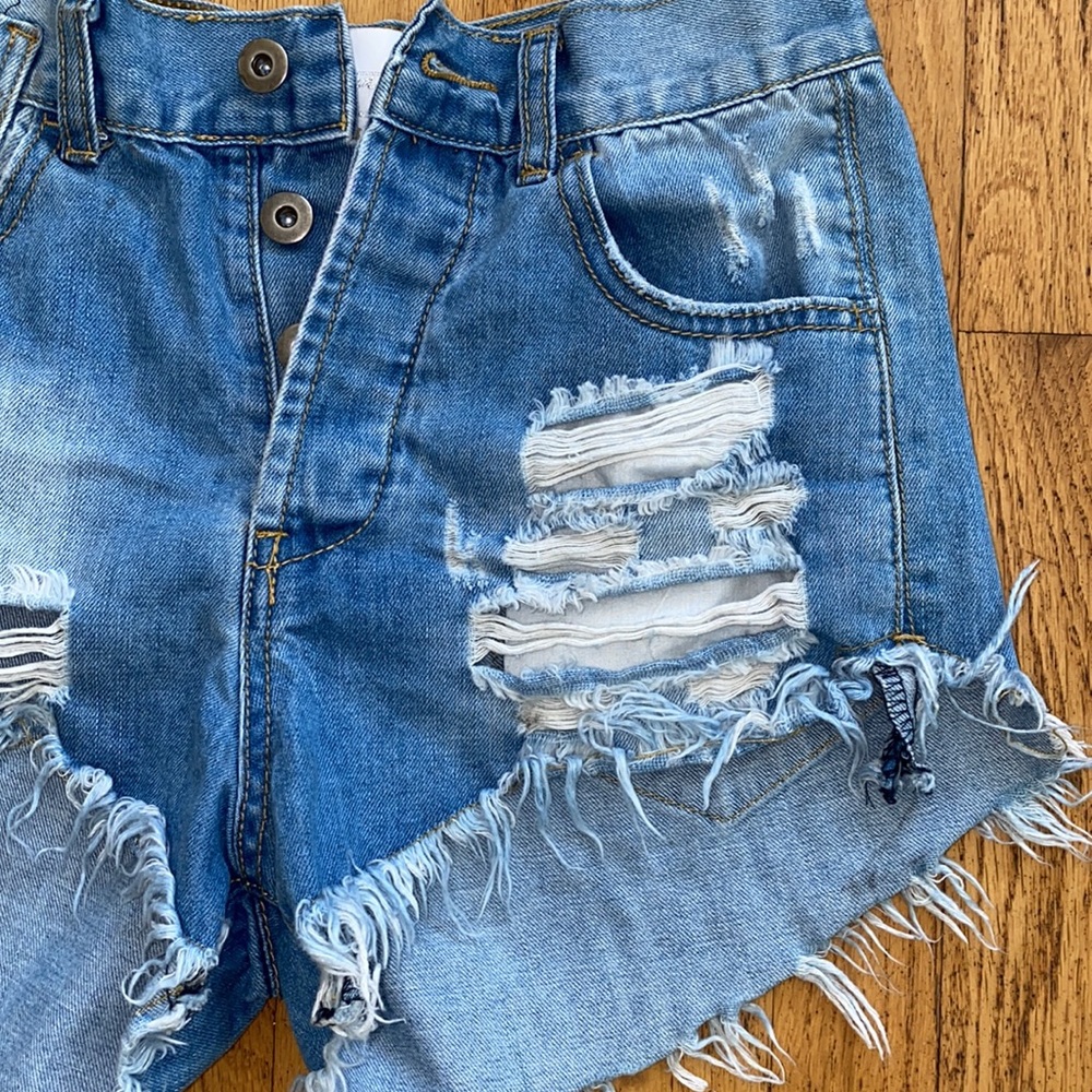 Jean shorts - Picture 2 of 5